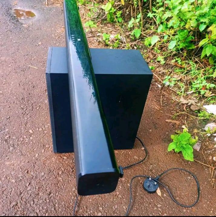 Royal sound bar R907 on sale. In very good condition.